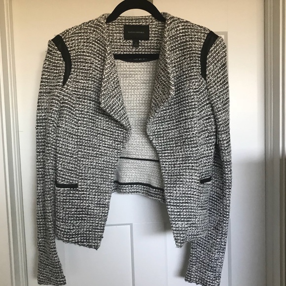 Gorgeous BR jacket with leather detailing - Picture 2 of 6